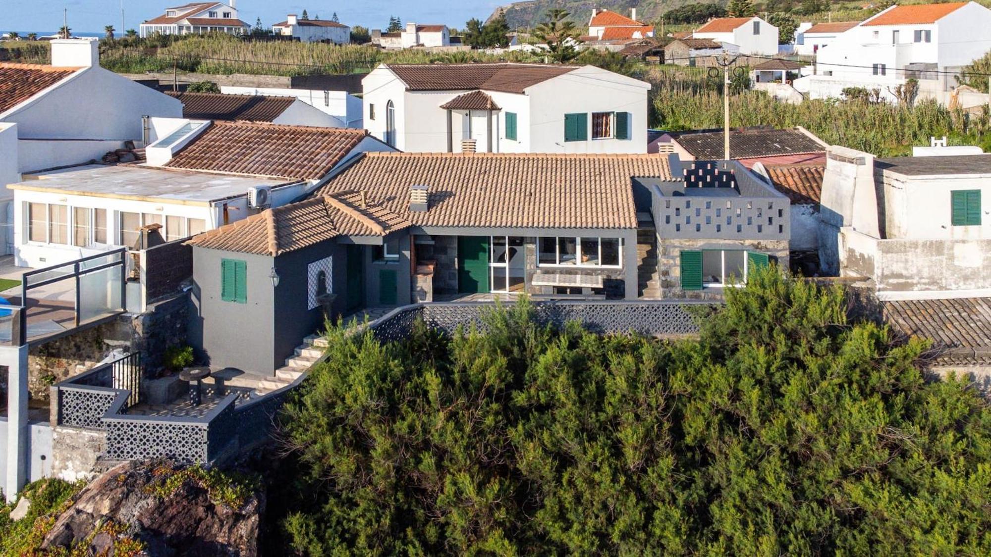 Mosteiros Natural Pool House Villa Bagian luar foto