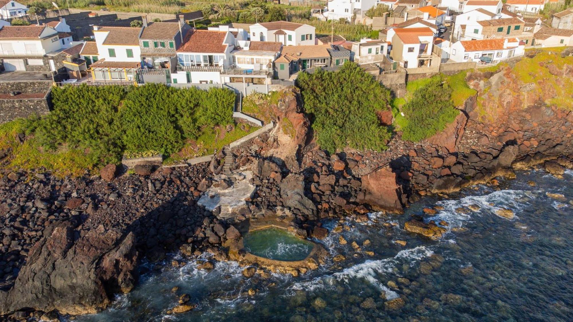 Mosteiros Natural Pool House Bagian luar foto